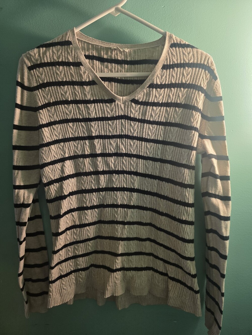 Talbots Cream V‑Neck Cable Sweater with Black Stripes